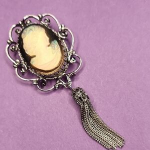 Elegant Silver Cameo Brooch